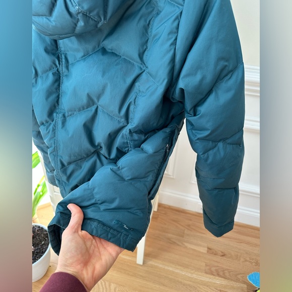 Patagonia women’s coat - Picture 9 of 9